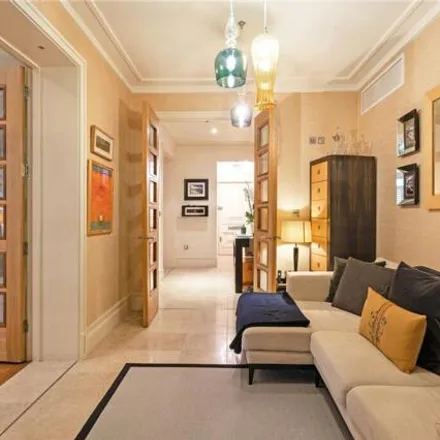 Image 5 - Campden Hill Court, Campden Hill Road, London, W8 7HU, United Kingdom - Apartment for sale