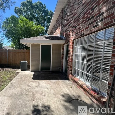 Image 2 - 237 Metairie Heights Ave - Townhouse for rent