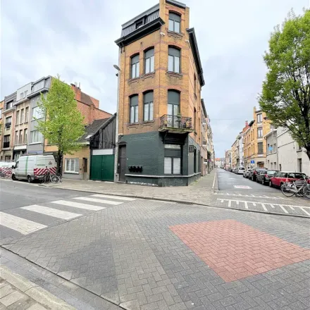 Rent this 1 bed apartment on Pothoekstraat 35 in 2060 Antwerp, Belgium
