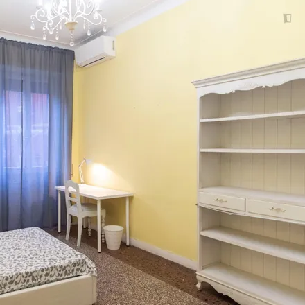 Rent this 6 bed room on Bambus Bar in Viale dei Parioli, 00197 Rome RM
