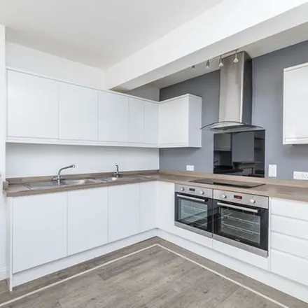 Rent this 7 bed apartment on York Grove in Brighton, BN1 3TT