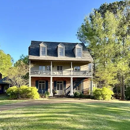 Buy this 5 bed house on 1002 Annandale Drive in Madison, MS 39110