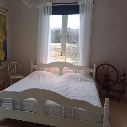 Rent this 2 bed house on Ödskölt in 172, Bengtsfors kommun