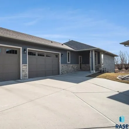 Image 1 - 887 East 77th Street, Sioux Falls, SD 57108, USA - House for sale