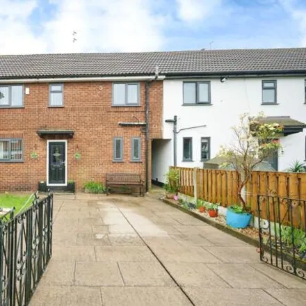 Buy this 3 bed townhouse on Cleveleys Avenue in Bolton, BL2 2RP