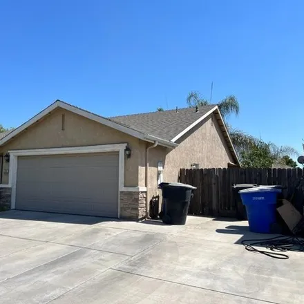 Image 2 - 1287 East Donnybrook Place, Hanford, CA 93230, USA - House for sale