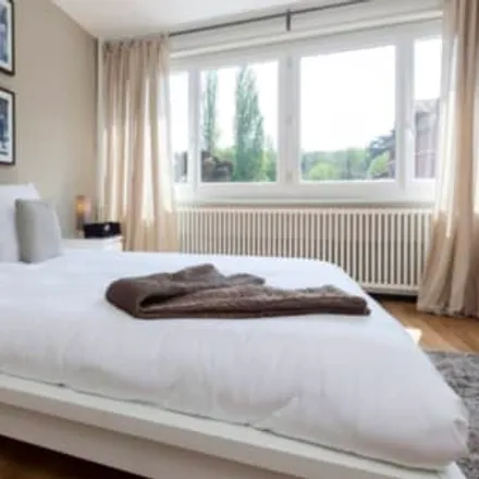 Rent this studio apartment on Boulevard de la Cluse 35 in 1205 Geneva, Switzerland