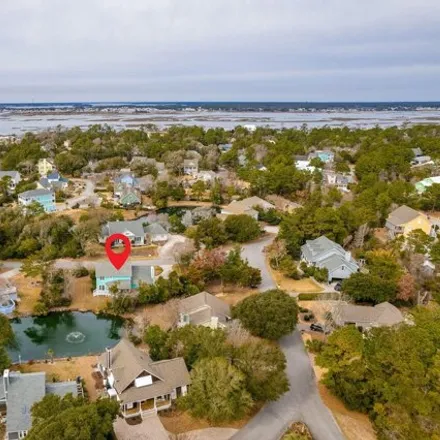 Image 7 - 201 Sandfiddler East, Lands End, Emerald Isle, NC 28594, USA - House for sale