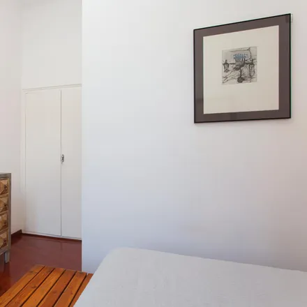Image 2 - Carrer d'Enric Granados, 22, 08001 Barcelona, Spain - Apartment for rent