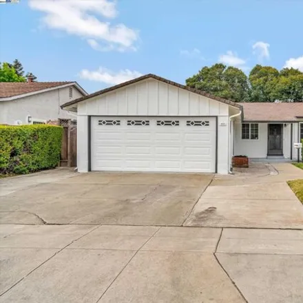 Buy this 4 bed house on 40109 Laiolo Road in Fremont, CA 94538