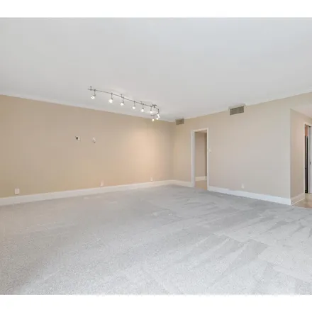 Image 3 - Park Tower Condominium, 200 South Brentwood Boulevard, Clayton, MO 63105, USA - Condo for sale