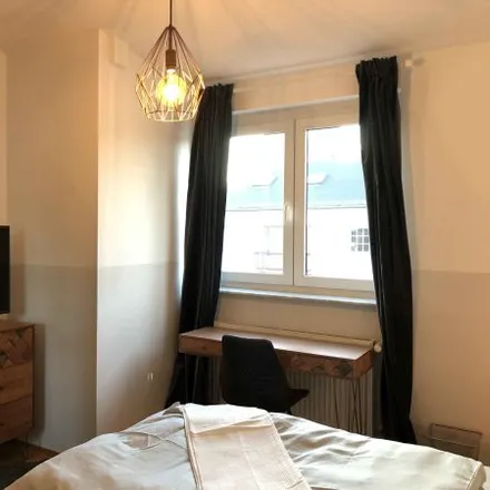 Rent this 4 bed room on Wilhelm-Hauff-Straße 10 in 60325 Frankfurt, Germany