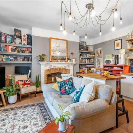 Image 2 - Crystal Palace Park Road / Charleville Circus, Crystal Palace Park Road, London, SE26 6UR, United Kingdom - Apartment for sale
