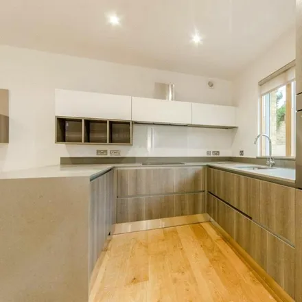 Image 3 - Moray Mews, London, N7 7DY, United Kingdom - House for rent