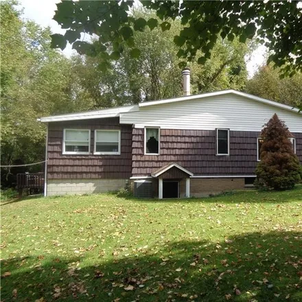 Image 1 - 127 Schoolhouse Drive, Mount Braddock, North Union Township, PA 15456, USA - House for sale