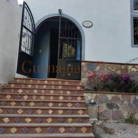 Rent this 1 bed house on Callejón Mogote 35 in Pastita, 36090 Guanajuato