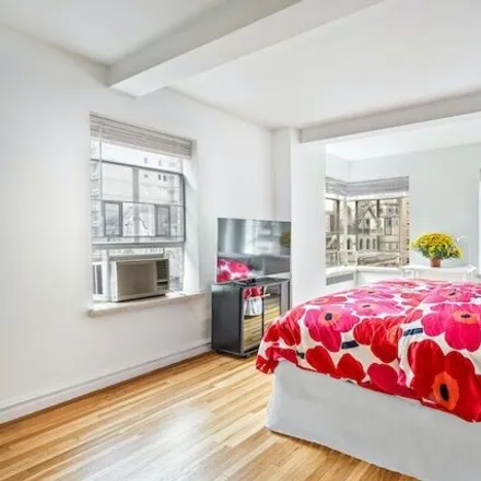 Image 7 - 565 West End Avenue, New York, NY 10024, USA - Apartment for sale