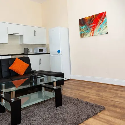 Image 8 - Sunderland, SR2 8HT, United Kingdom - Apartment for rent