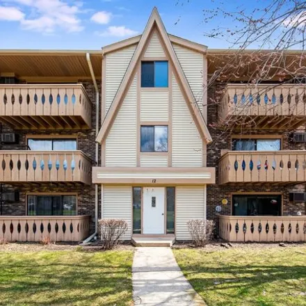 Buy this 2 bed condo on 25 Echo Court in Vernon Hills, IL 60061