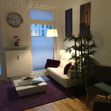 Rent this 1 bed apartment on Prenzlauer Allee/Metzer Straße in Prenzlauer Allee, 10405 Berlin