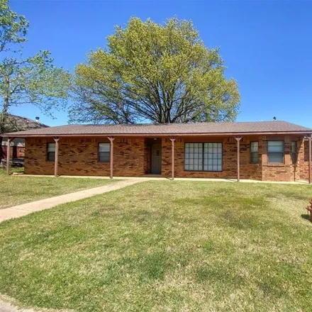 Buy this 3 bed house on 167 Grand Place in Mannford, OK 74044