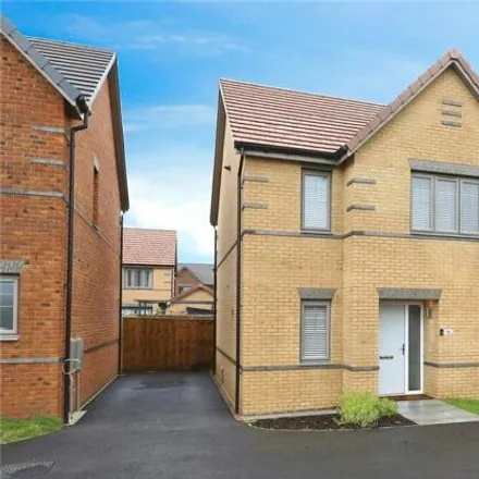 Buy this 3 bed house on Bluebell Close in Carlton in Lindrick, S81 9BF