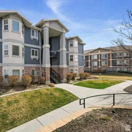 Buy this 3 bed condo on 116 E Resaca Drive in Sandy, UT 84070