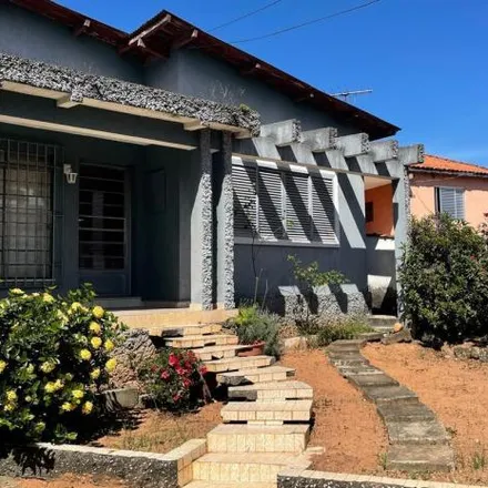 Buy this 3 bed house on Rua Idomineu Antunes de Caldeira in Jardim Rosalina, Cotia - SP