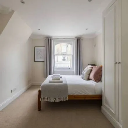 Image 7 - London, W14 9BP, United Kingdom - Apartment for rent