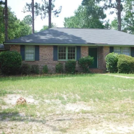 Rent this 3 bed house on Evergreen Memorial Park in North Guignard Drive, Sumter
