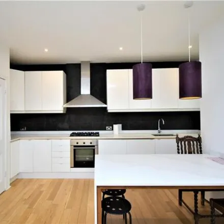 Image 3 - 80 North Road, London, N6 4BH, United Kingdom - Apartment for rent