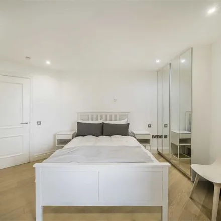 Image 7 - Massis, 9 Sheldon Square, London, W2 6EZ, United Kingdom - Apartment for rent