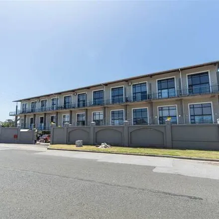 Image 1 - Moregrove Primary School, 9 Loerie Street, Nelson Mandela Bay Ward 12, Gqeberha, 6045, South Africa - Apartment for rent