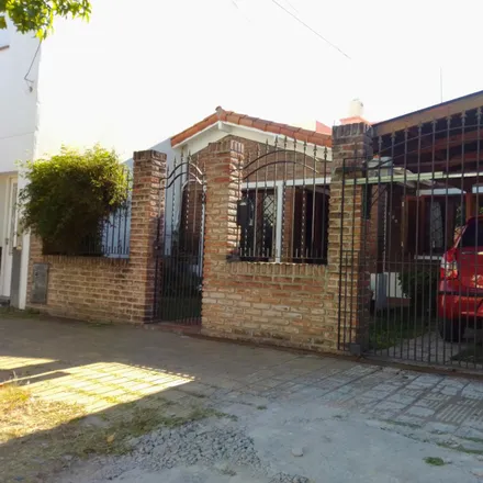 Buy this studio house on Juan Bautista Justo 602 in Partido de Morón, Haedo