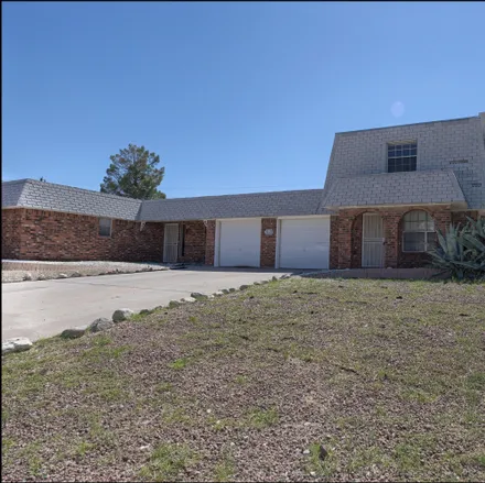 Image 2 - 6951 Alto Rey Avenue, El Paso, TX 79912, USA - House for rent