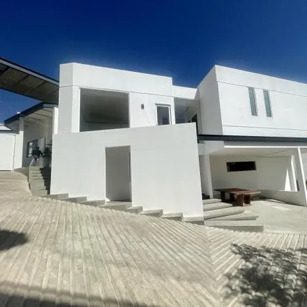 Buy this 3 bed house on Circuito de Cheviot in Condado de Sayavedra, 52938 Ciudad López Mateos