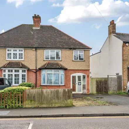 Buy this 3 bed duplex on 62 New Road in Rickmansworth, WD3 3HB