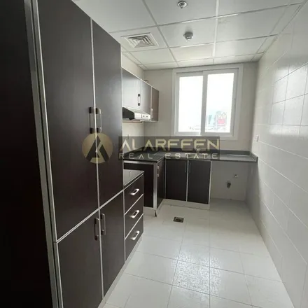 Image 3 - 22b Street, Al Muteena, Deira, Dubai, United Arab Emirates - Apartment for rent