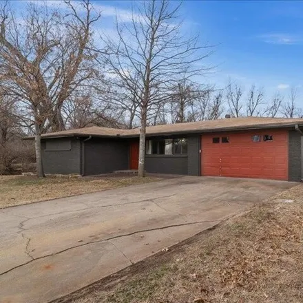 Buy this 3 bed house on 142 Hillside Avenue in Ponca City, OK 74601