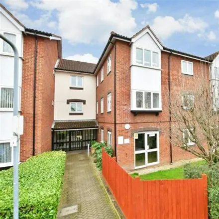 Buy this 1 bed apartment on Cunningham Close in London, RM6 4YB