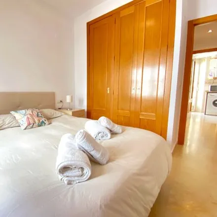 Image 6 - Carrer de Cañete, 46001 Valencia, Spain - Apartment for rent