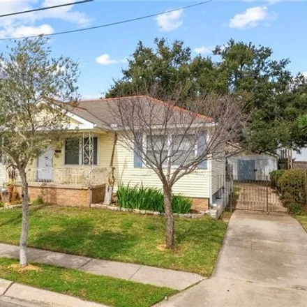Buy this 2 bed house on 1529 Prentiss Avenue in New Orleans, LA 70122