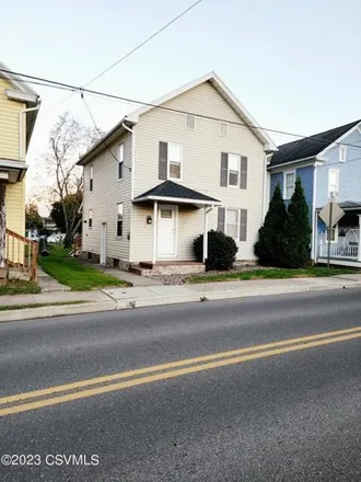 Rent this 3 bed house on 317 Broad Street in Selinsgrove, PA 17870