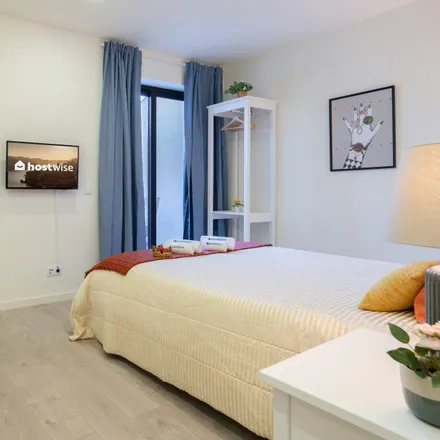 Rent this studio apartment on Travessa dos Campos in 4000-153 Porto, Portugal