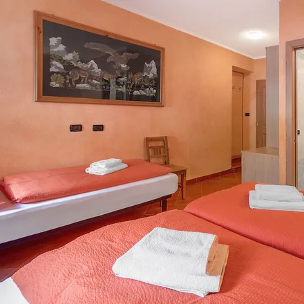 Image 5 - Livigno, Via Ostaria, 23041 Livigno SO, Italy - Apartment for rent