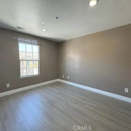 Image 7 - 541 Cardinal Street, Brea, CA 92823, USA - Apartment for rent