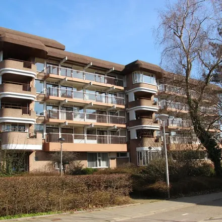 Rent this 1 bed apartment on Hoflaan 11 in 2405 BS Alphen aan den Rijn, Netherlands