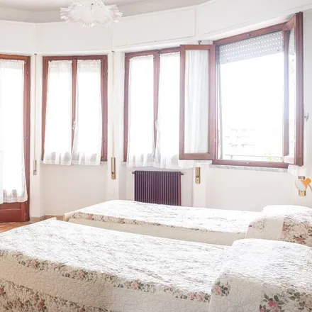 Rent this 2 bed apartment on Via Massa Avenza in 54100 Massa MS, Italy