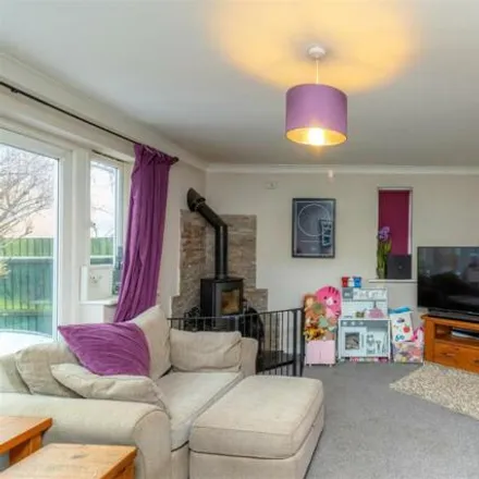 Image 2 - Middlewood Chase, Sheffield, S6 1TW, United Kingdom - House for sale