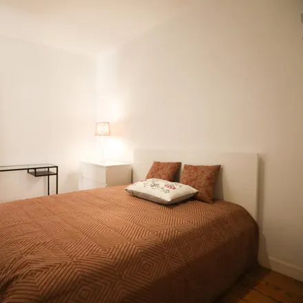 Rent this 5 bed room on Rua Cidade da Horta 37-41 in 1000-101 Lisbon, Portugal